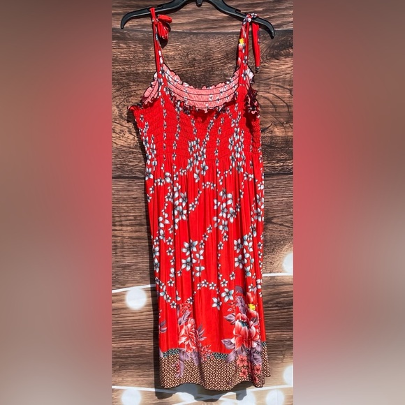 Feel Red - Picture 2 of 2